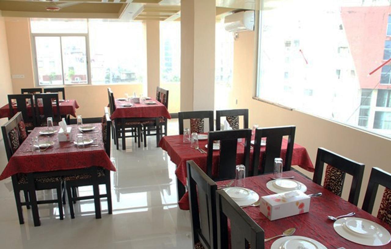 White Inn Luxury Residential Hotel Chittagong Exterior foto